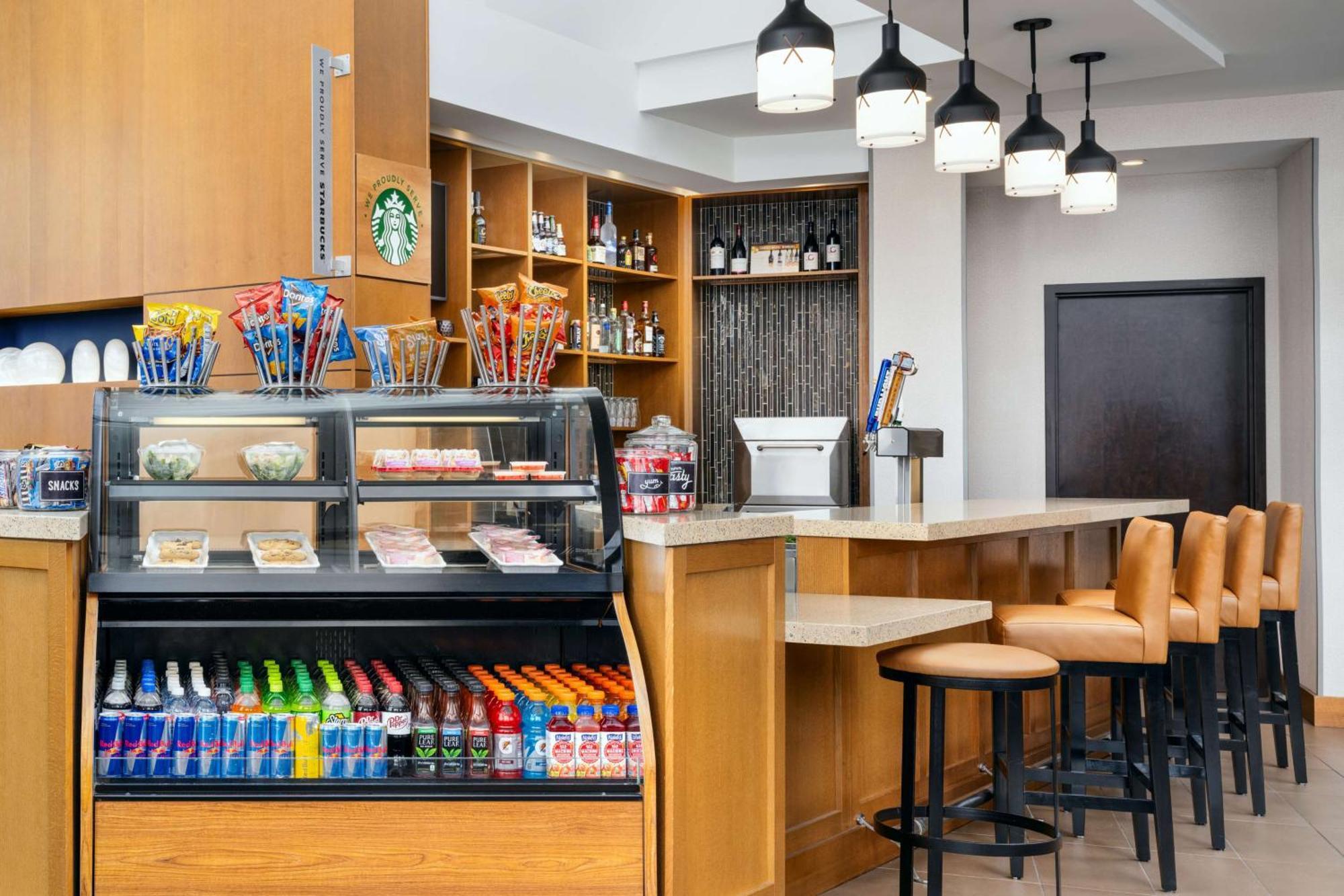 Hyatt Place Hotel 3*