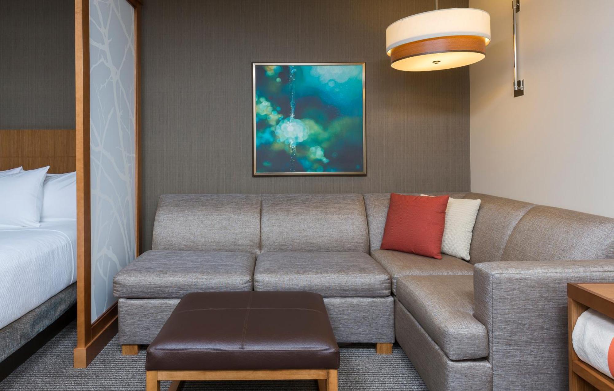 Hyatt Place Canton 3* Lake Cable